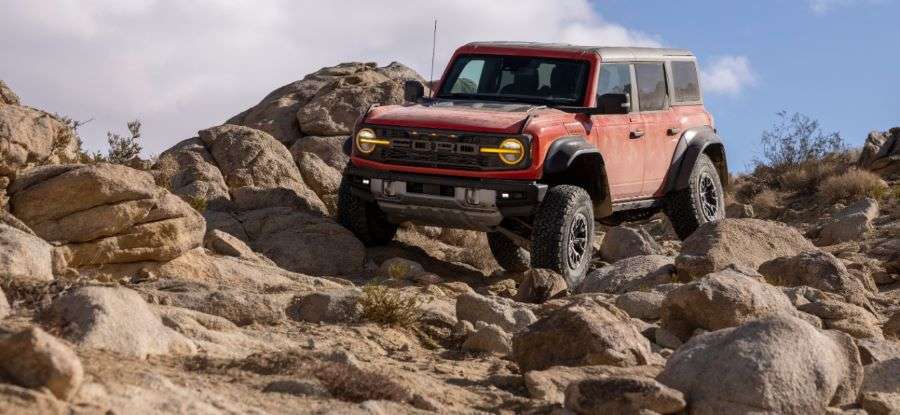 Ford Bronco, SUV, Clearance